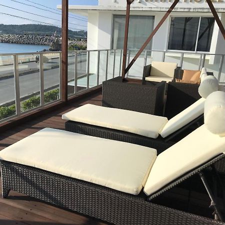 Hotel Mtb Мотобу Екстериор снимка